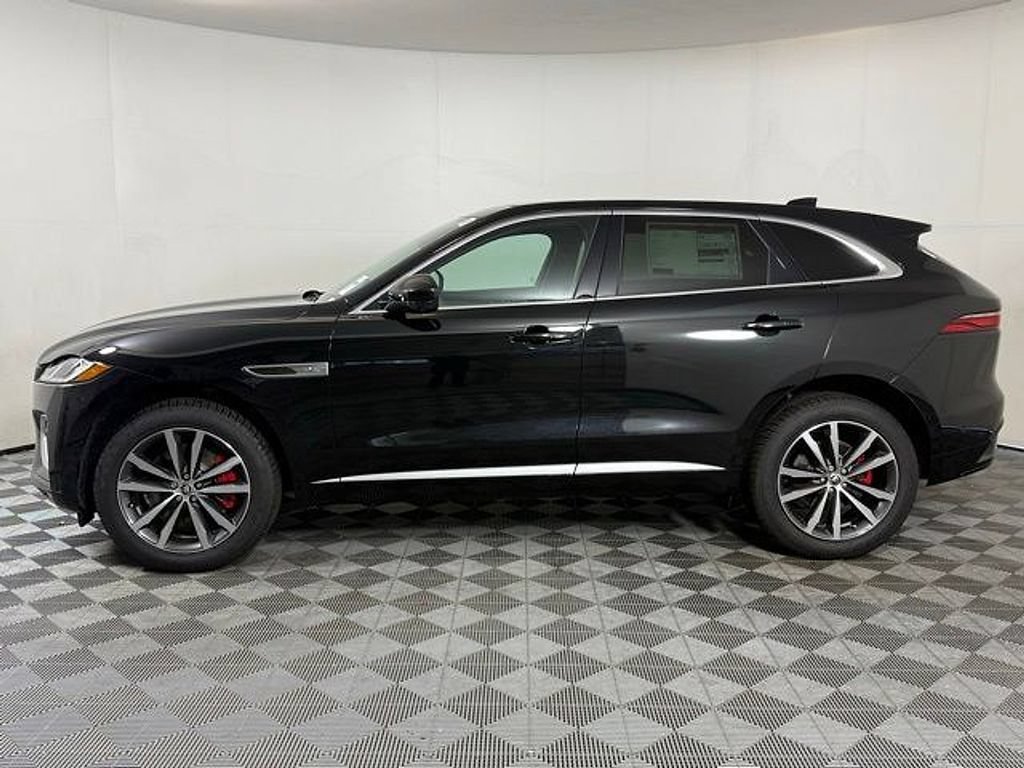 New 2026 Jaguar F-PACE R-Dynamic S AWD/4WD image 3