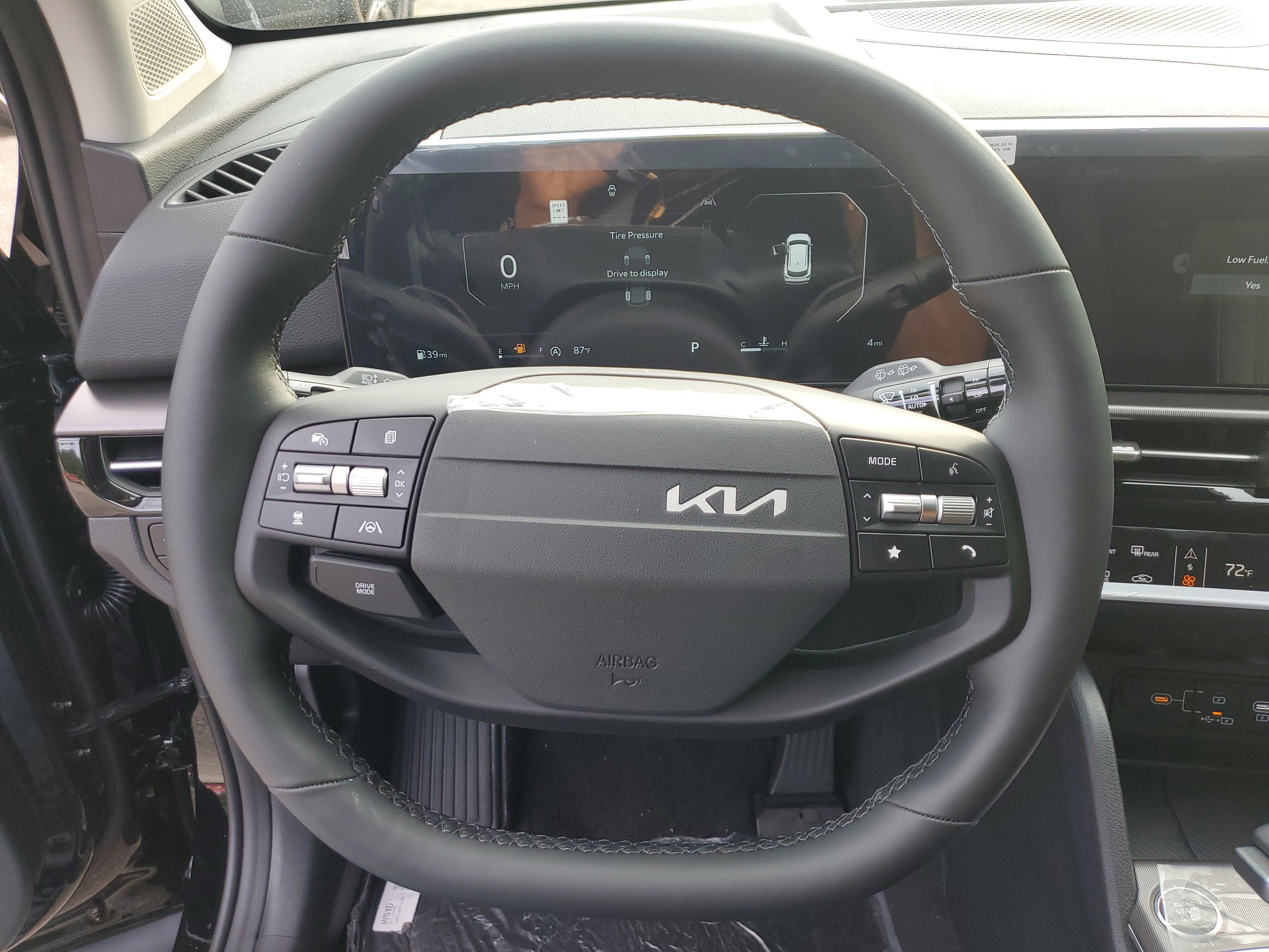 New 2026 Kia Sportage SX image 25