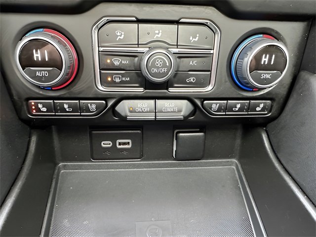 Used 2022 Chevrolet Suburban High Country image 37