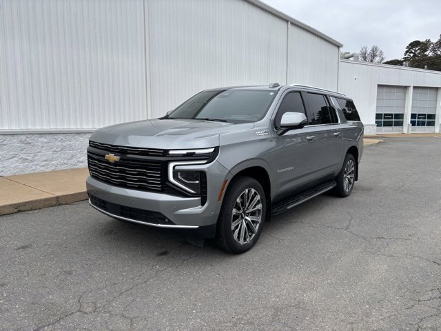 Certified 2025 Chevrolet Suburban High Country image 11
