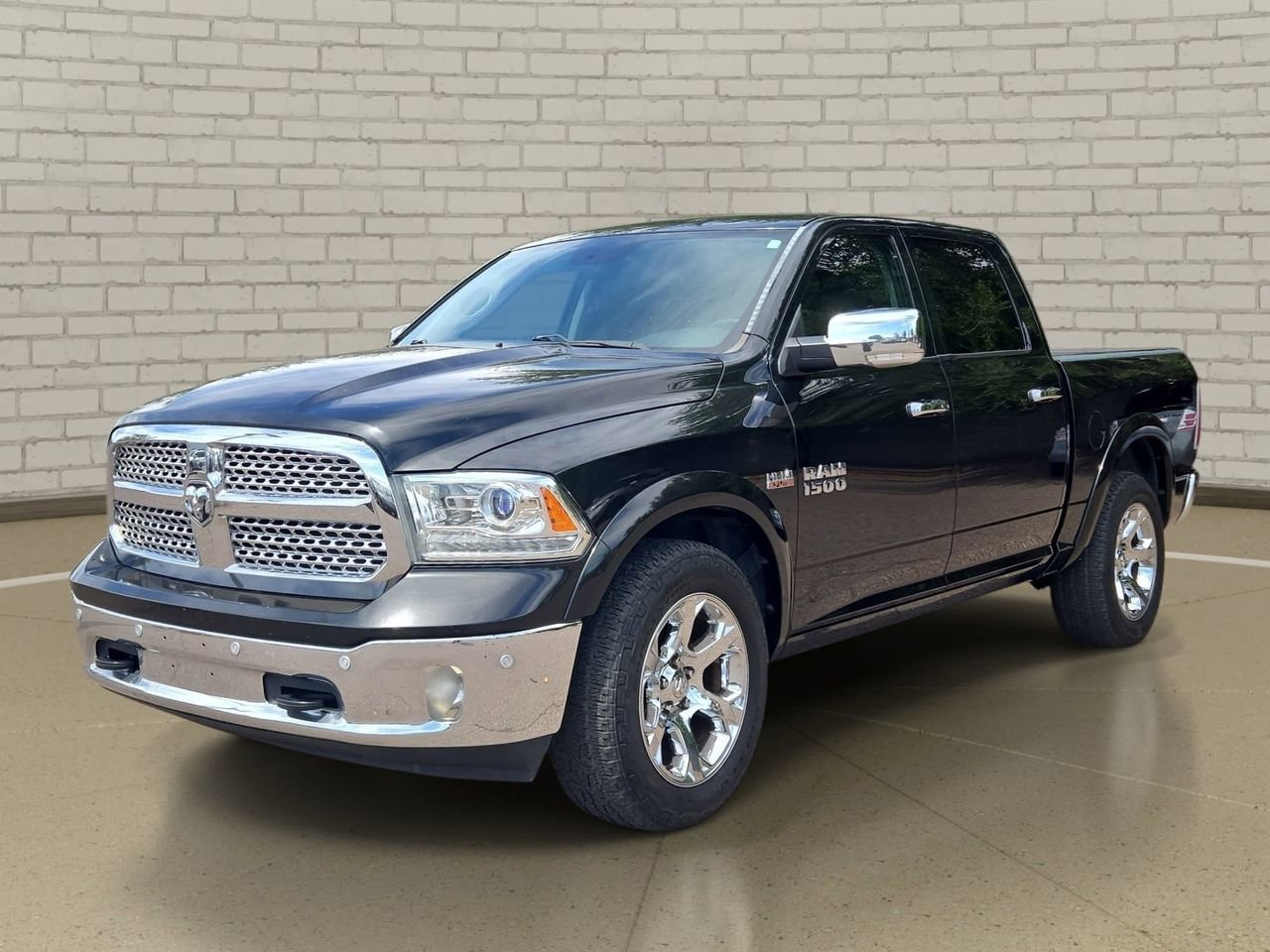 Used 2017 RAM 1500 Laramie w/ Convenience Group image 1