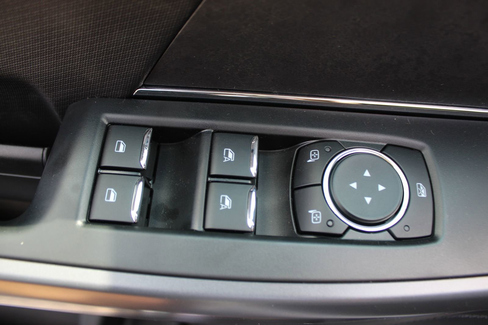 New 2025 Ford F150 XLT w/ Equipment Group 302A MID image 18