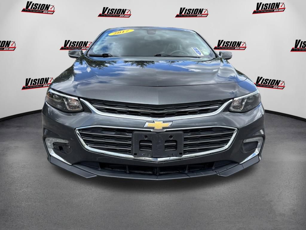 Used 2017 Chevrolet Malibu LT FWD image 2