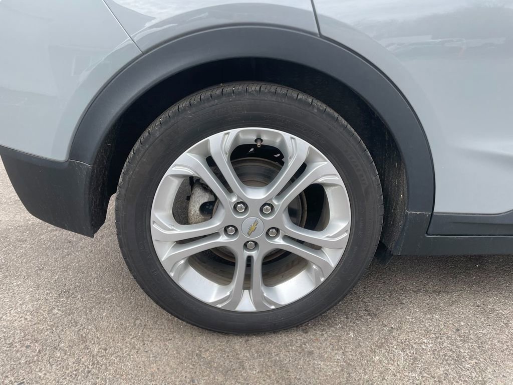 Used 2020 Chevrolet Bolt LT image 30
