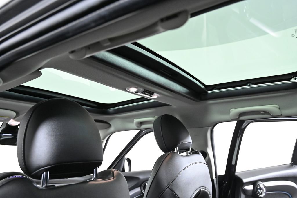 Certified 2024 MINI Cooper S image 25