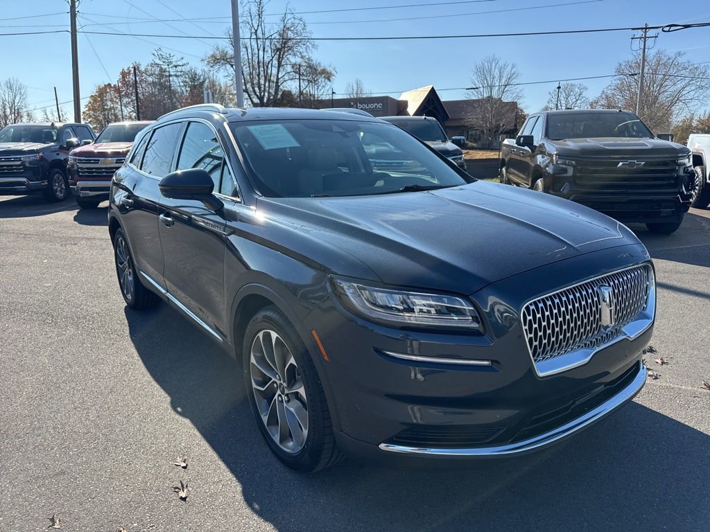 Used 2021 Lincoln Nautilus Reserve image 7