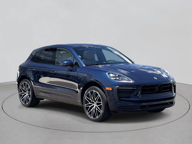 Used 2022 Porsche Macan AWD/4WD image 6