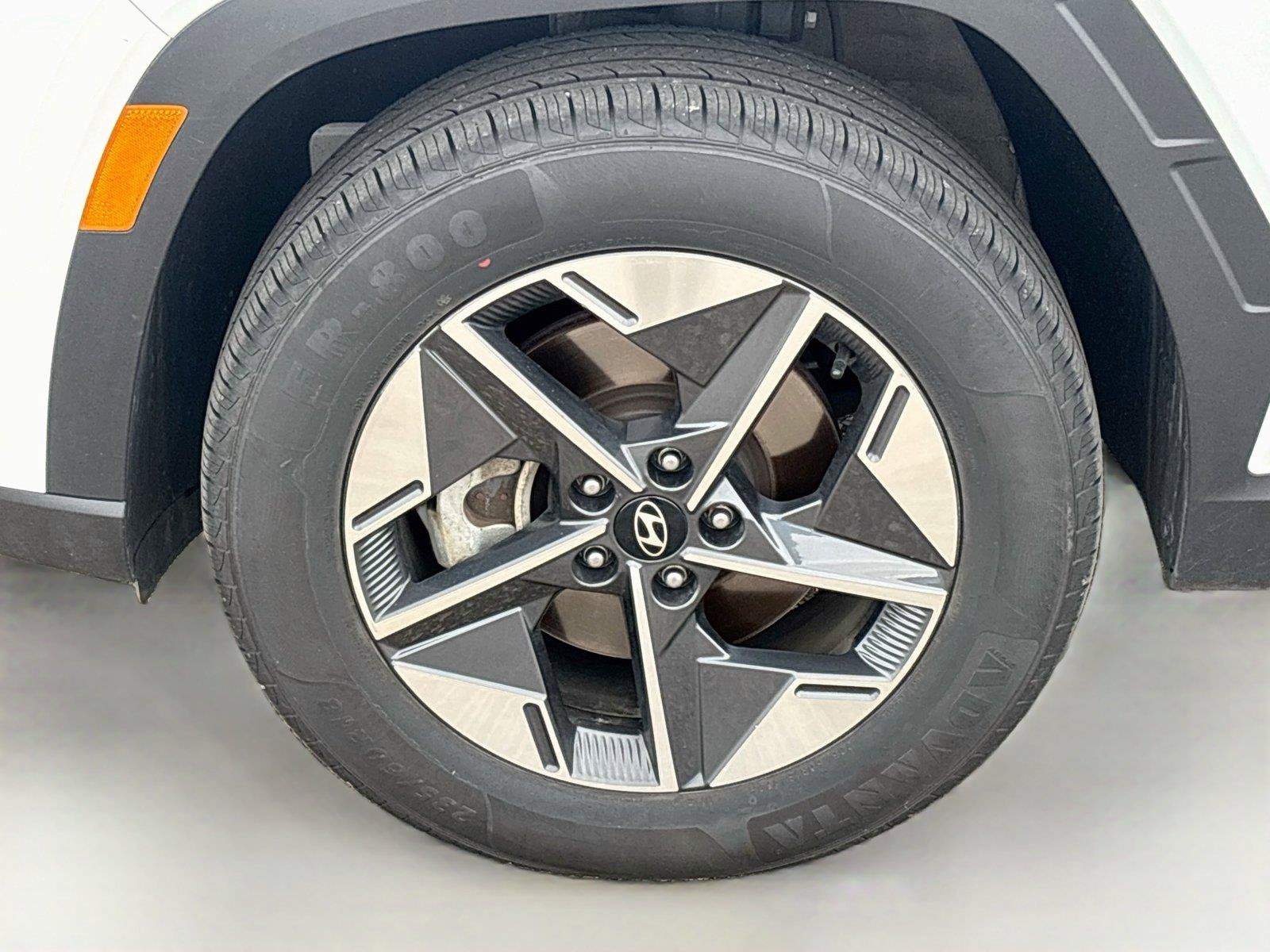 Certified 2025 Hyundai Tucson SEL AWD/4WD image 29