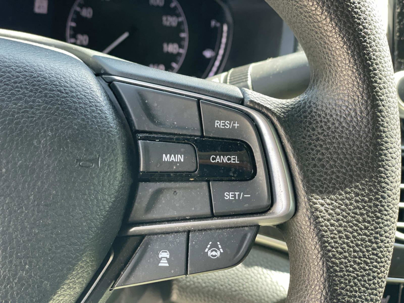 Used 2020 Honda Accord EX image 6
