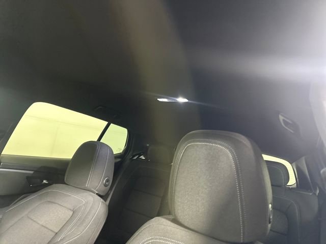 Used 2025 Chevrolet Equinox EV LT image 12