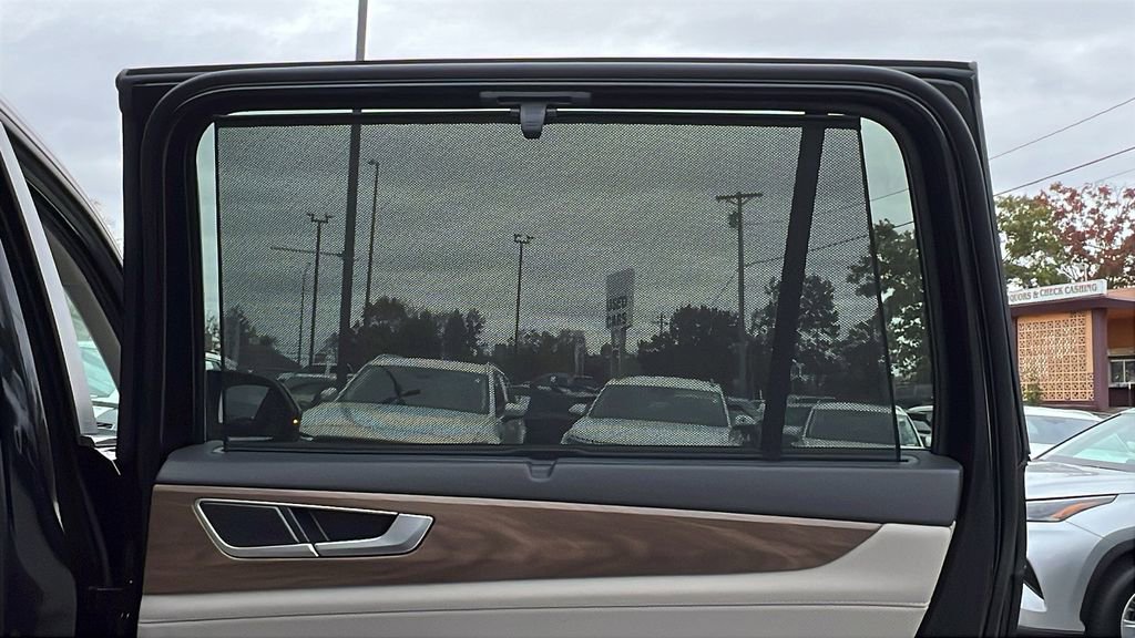 New 2026 Volkswagen Atlas SE image 14