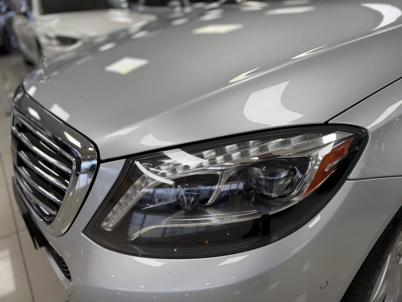Used 2017 Mercedes-Benz S 550 Sedan image 29