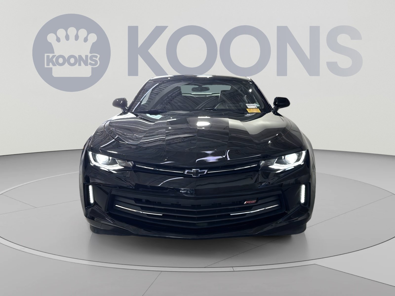 Used 2017 Chevrolet Camaro LT RWD image 4