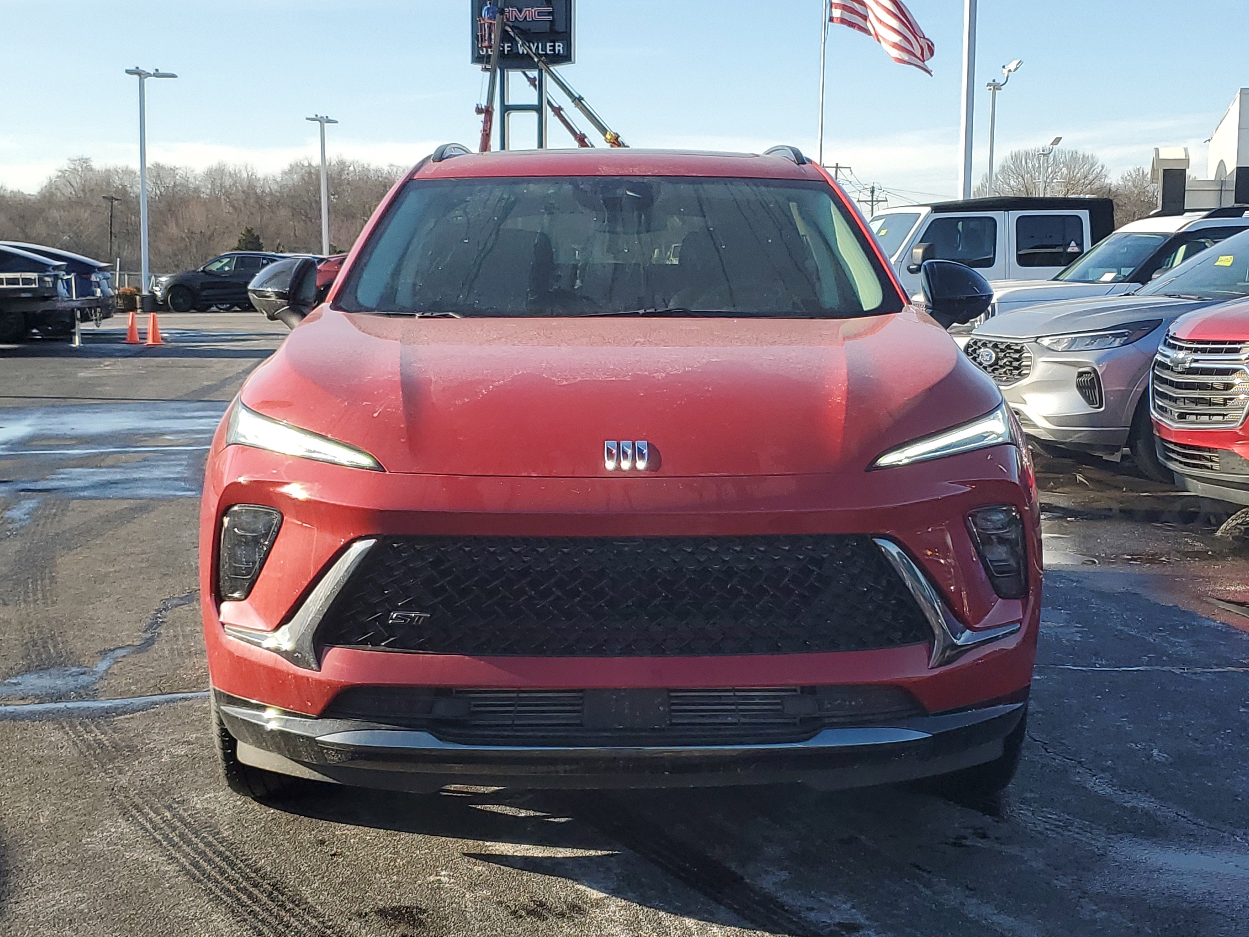 New 2025 Buick Envision Sport Touring image 2