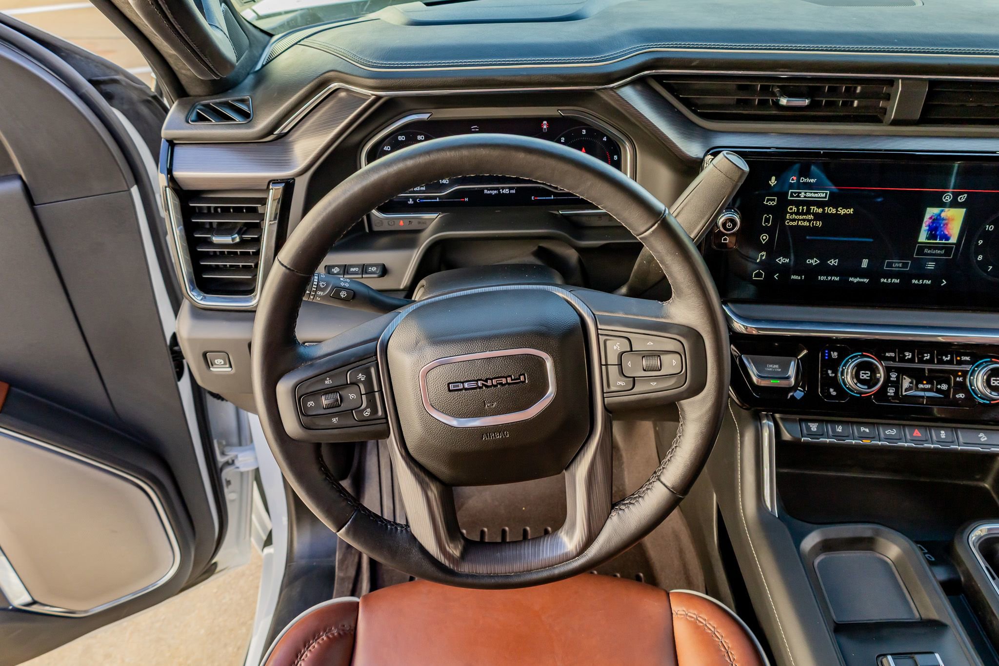 Used 2025 GMC Sierra 2500 Denali Ultimate image 19