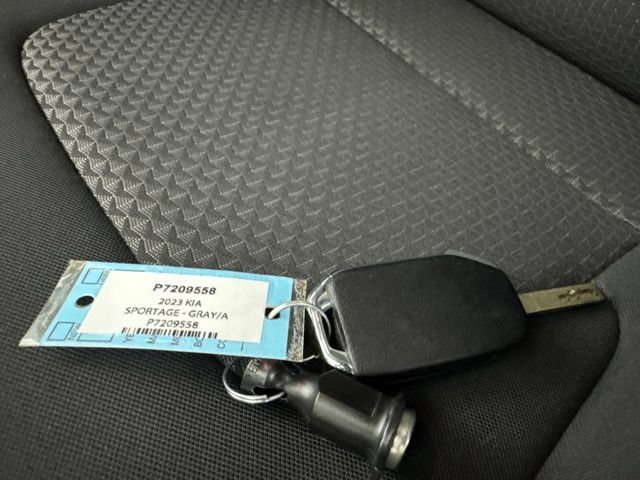 Used 2023 Kia Sportage LX FWD image 32