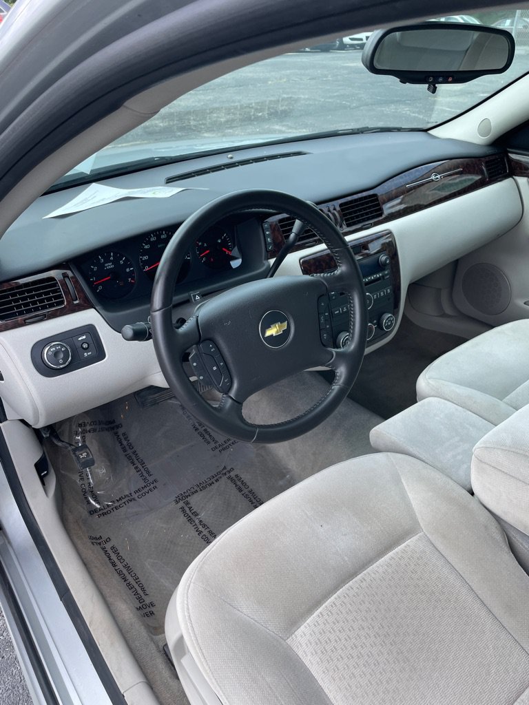 Used 2013 Chevrolet Impala LS FWD image 9