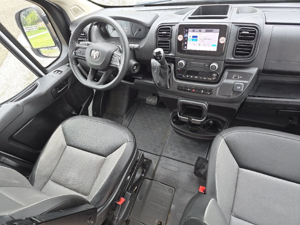 Used 2025 RAM ProMaster 2500 w/ Convenience Group FWD image 23