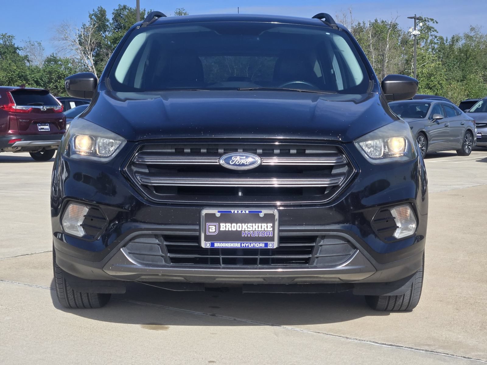 Used 2019 Ford Escape SEL FWD image 2