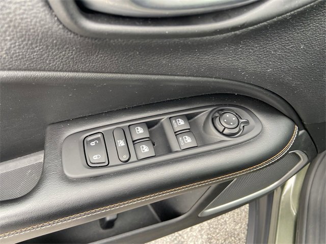 Used 2019 Jeep Compass Latitude image 14