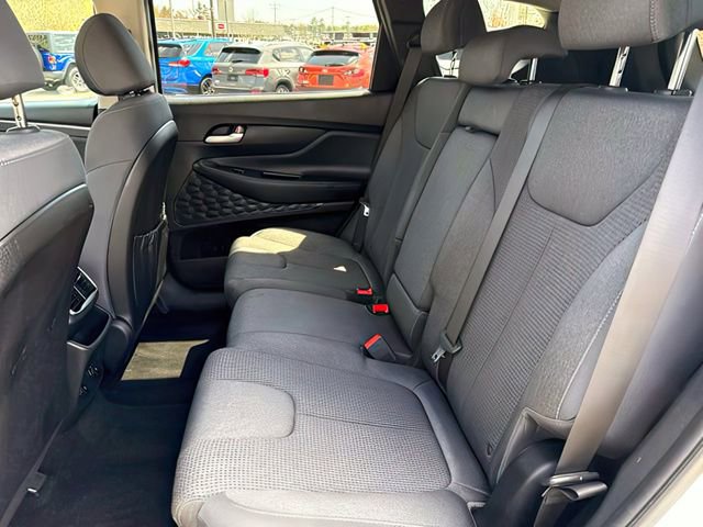 Used 2020 Hyundai Santa Fe SE AWD/4WD image 18