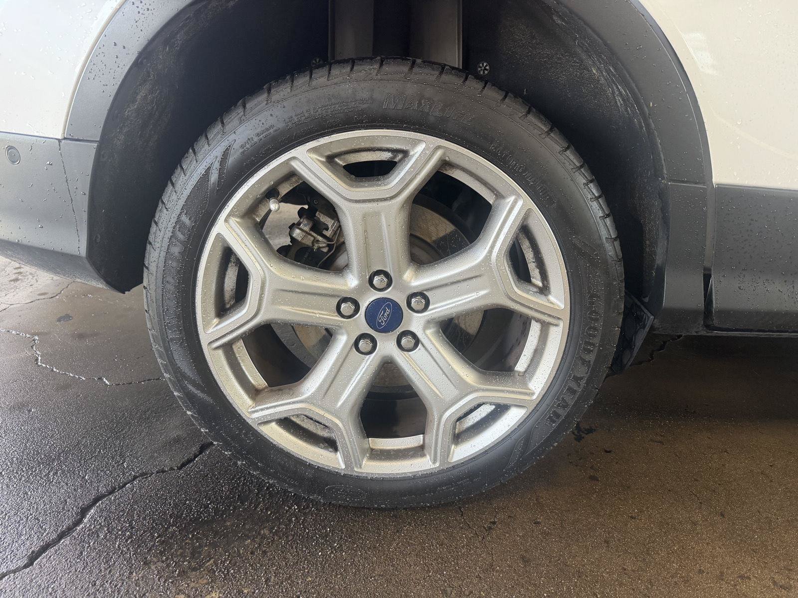 Used 2017 Ford Escape Titanium w/ Equipment Group 301A FWD image 10