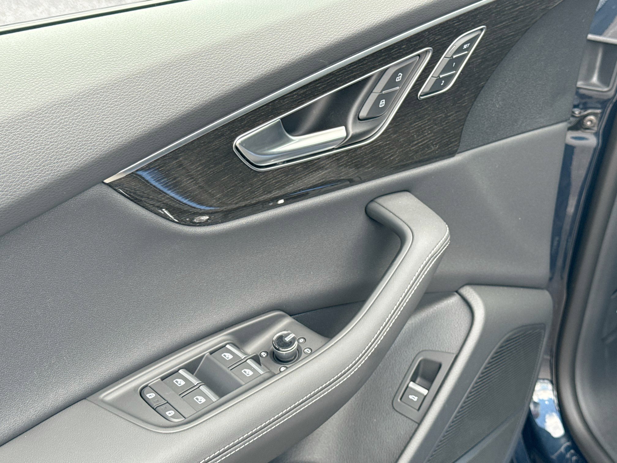 New 2026 Audi Q8 Premium Plus image 23