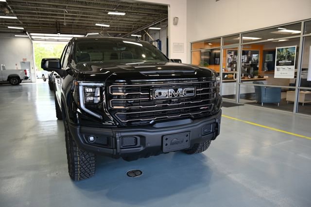 New 2026 GMC Sierra 1500 AT4X w/ LPO, Black Badging Package AWD/4WD image 3