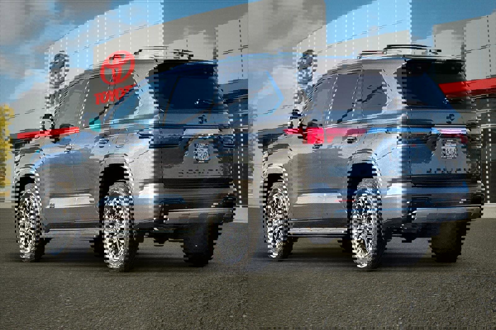 Certified 2025 Toyota Sequoia Limited image 5