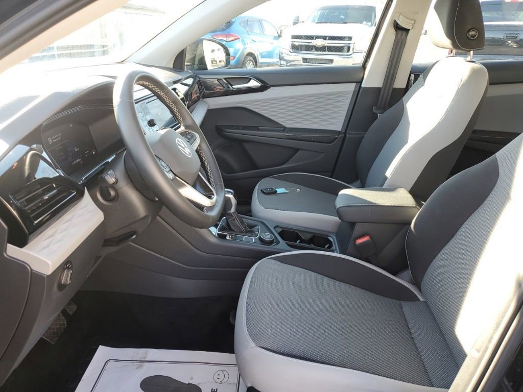 Used 2024 Volkswagen Taos S image 29