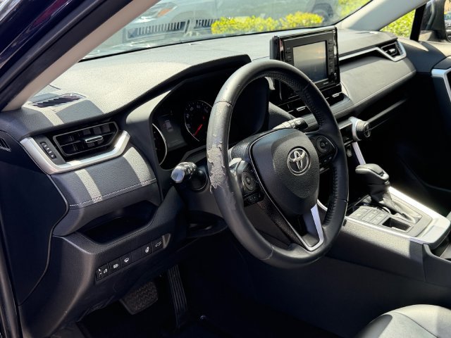 Used 2021 Toyota RAV4 XLE Premium AWD/4WD image 12