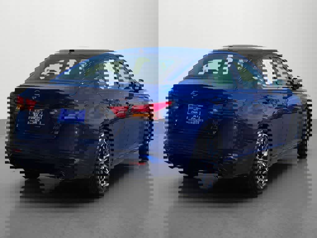 Used 2024 Nissan Altima 2.5 SR image 6