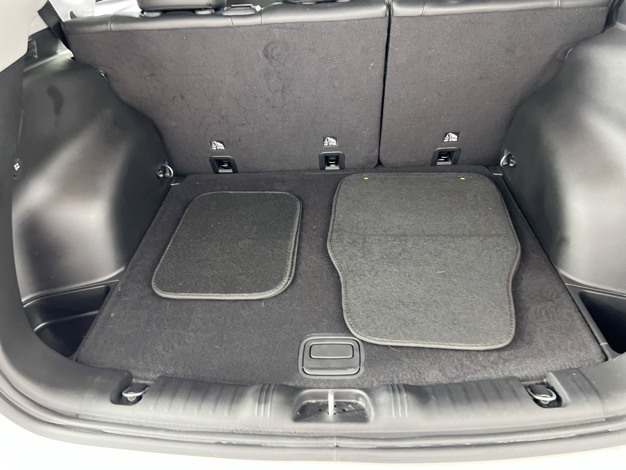 Used 2022 Jeep Compass Trailhawk w/ Trailhawk Convenience Group AWD/4WD image 24