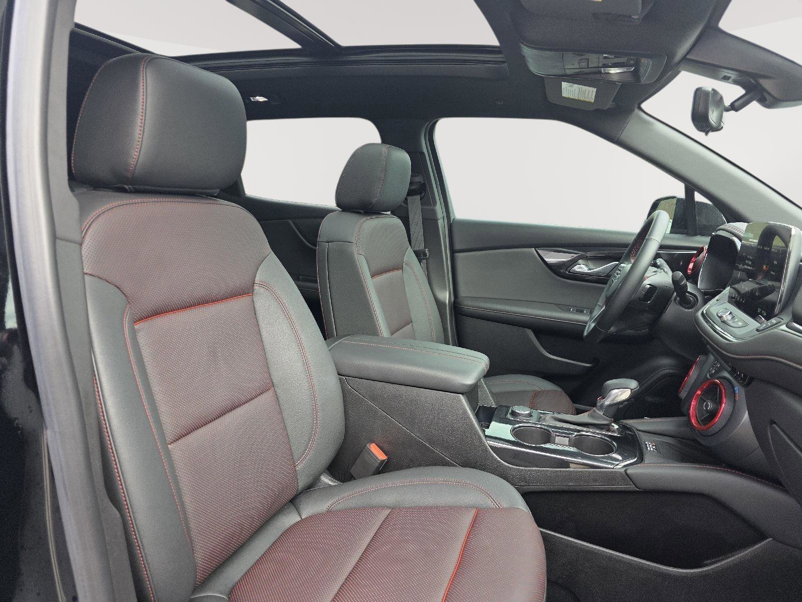 Used 2024 Chevrolet Blazer RS w/ Driver Confidence II Package image 13