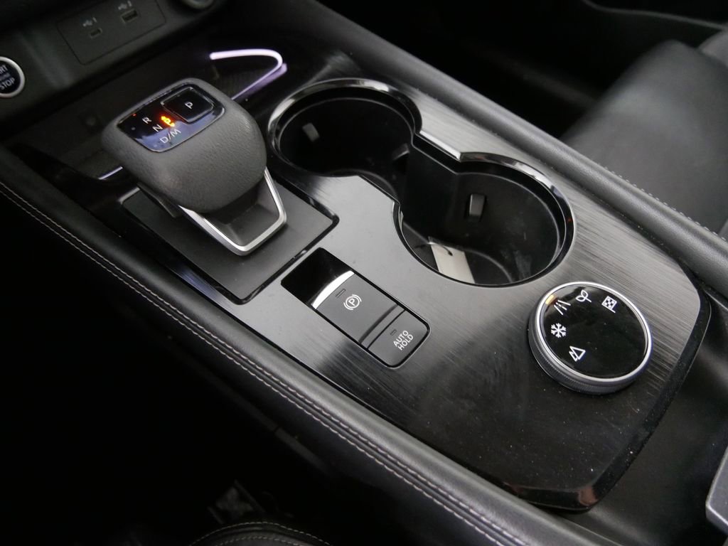 Used 2022 Nissan Rogue Platinum w/ Head-Up Display Package image 27