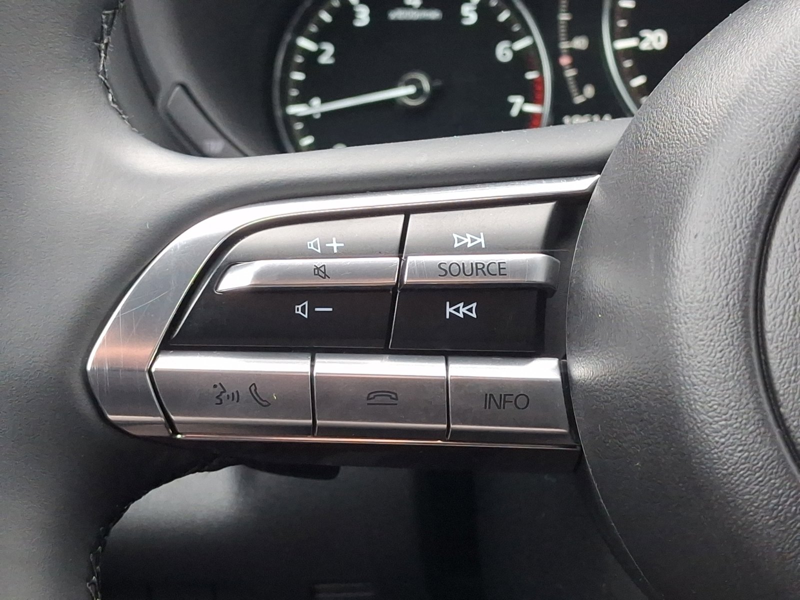 Certified 2023 MAZDA CX-30 AWD 2.5 S w/ Premium Package image 23