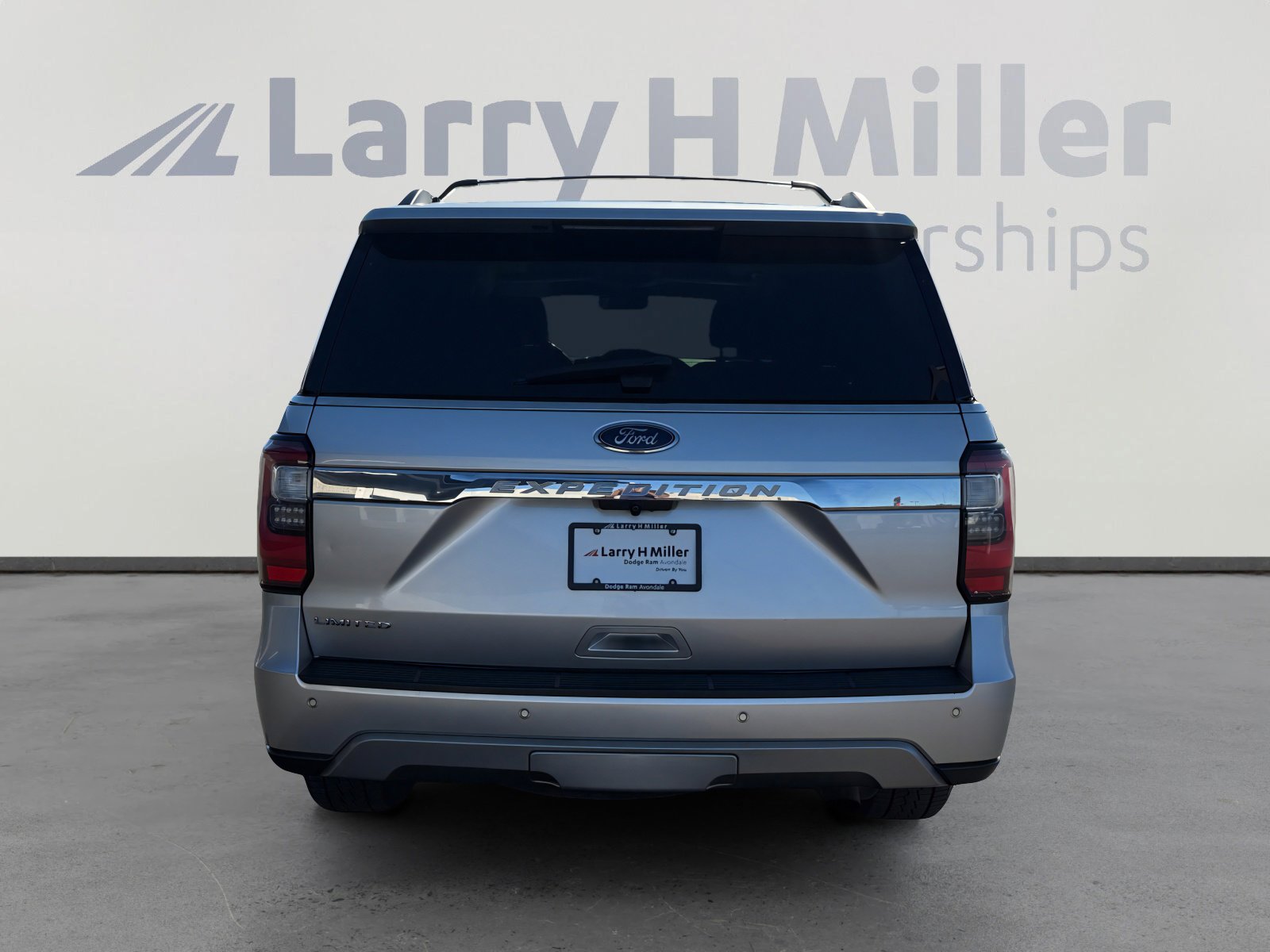 Used 2019 Ford Expedition Limited image 4