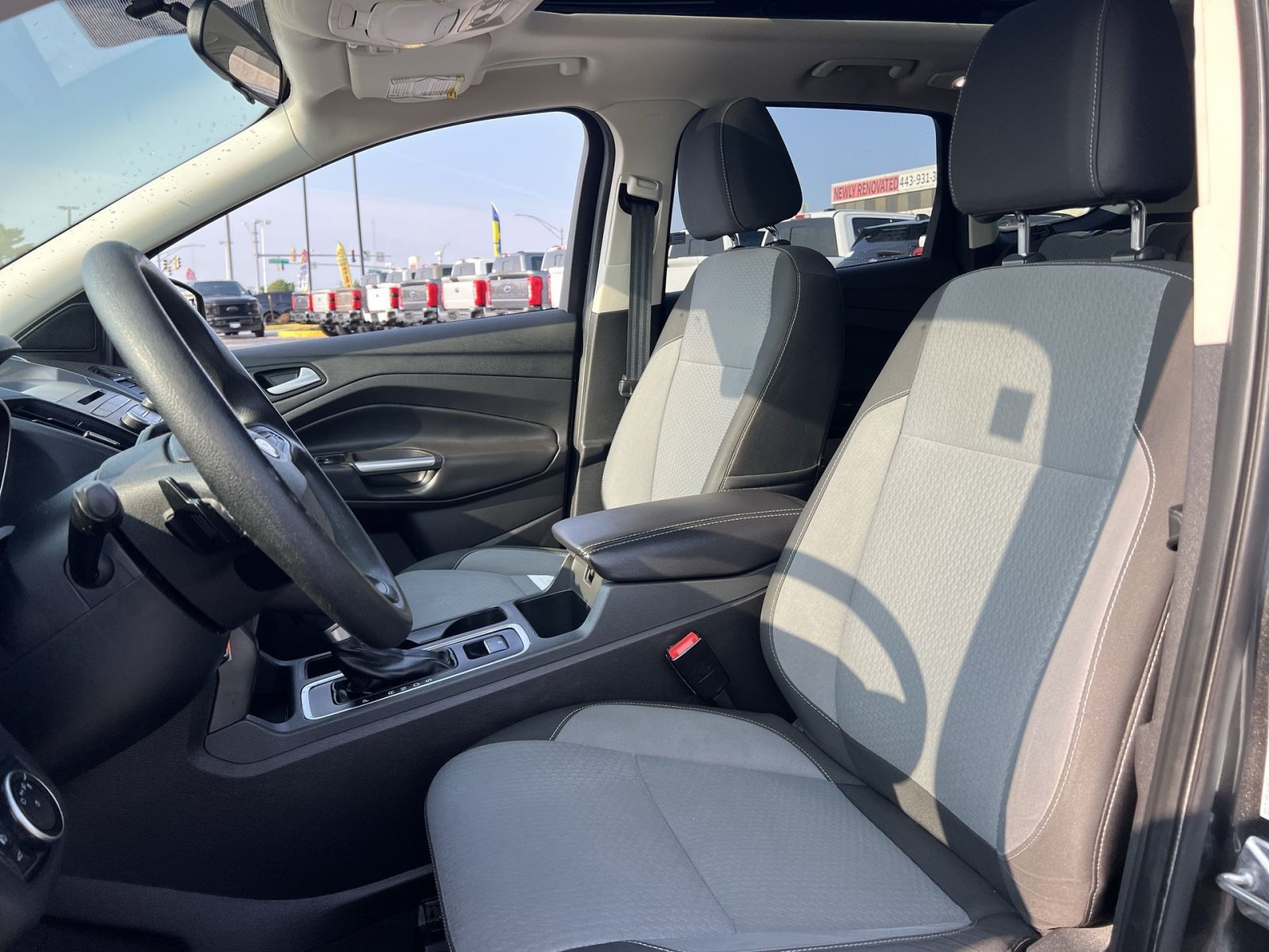 Used 2017 Ford Escape SE AWD/4WD image 21