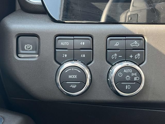 Used 2023 GMC Sierra 1500 SLT w/ SLT Premium Package AWD/4WD image 20