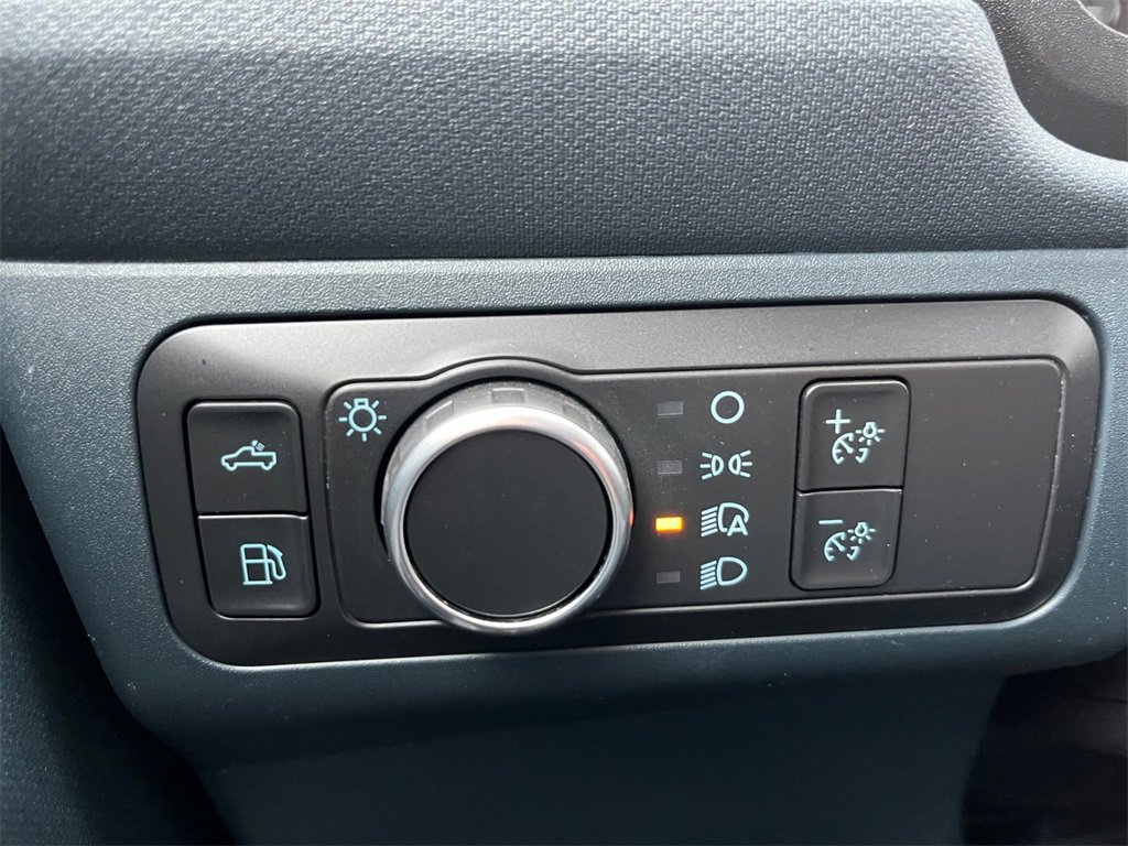 Used 2022 Ford Maverick XLT image 16