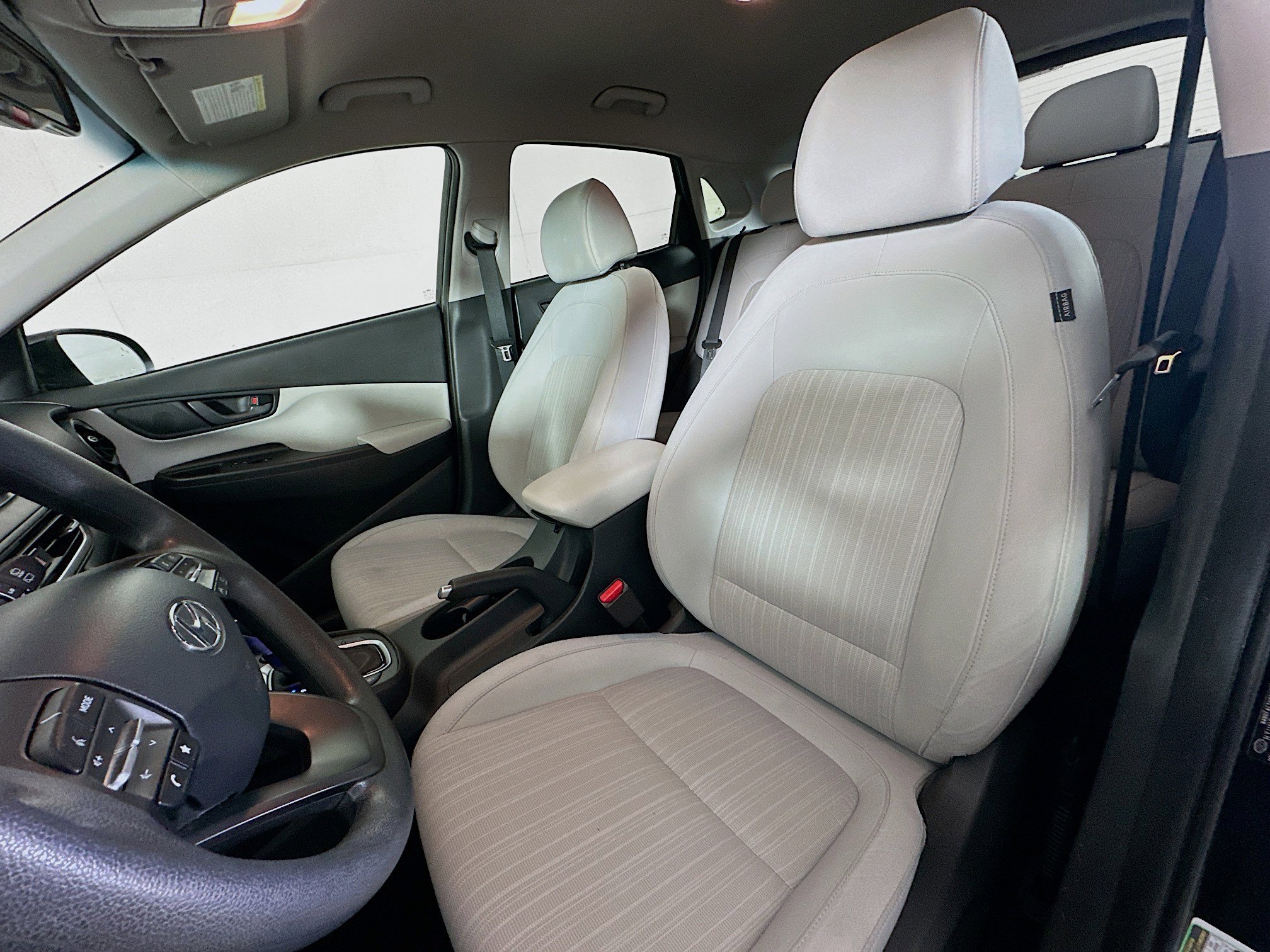 Used 2023 Hyundai Kona SEL w/ Cargo Package image 13