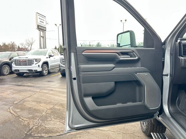 Used 2025 GMC Sierra 2500 Denali w/ Denali Reserve Package image 25