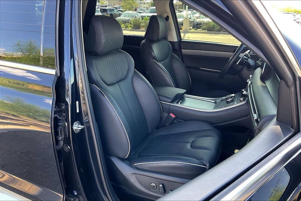 Used 2024 Hyundai Palisade SEL w/ Premium Package FWD image 7