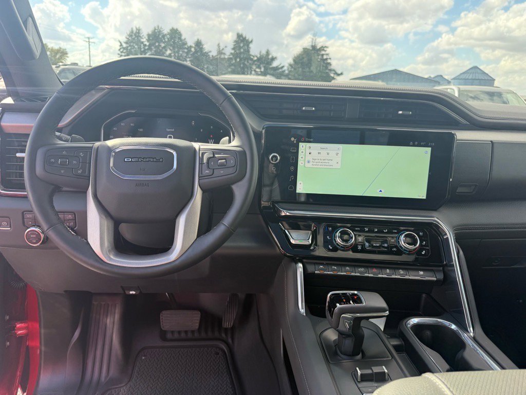 Used 2024 GMC Sierra 1500 Denali w/ Denali Reserve Package image 18