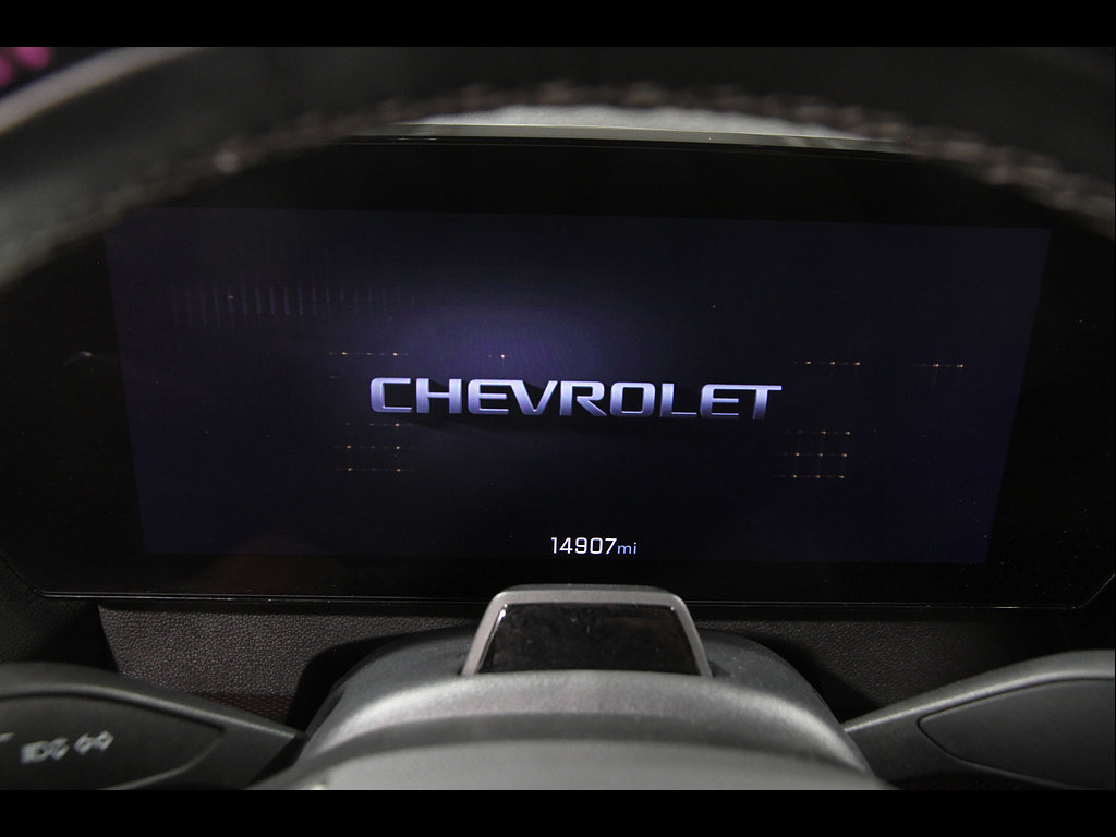 Used 2024 Chevrolet Traverse Z71 w/ Enhanced Driving Package AWD/4WD image 9
