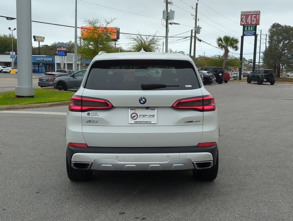 Used 2019 BMW X5 xDrive40i w/ Premium Package 2 image 6