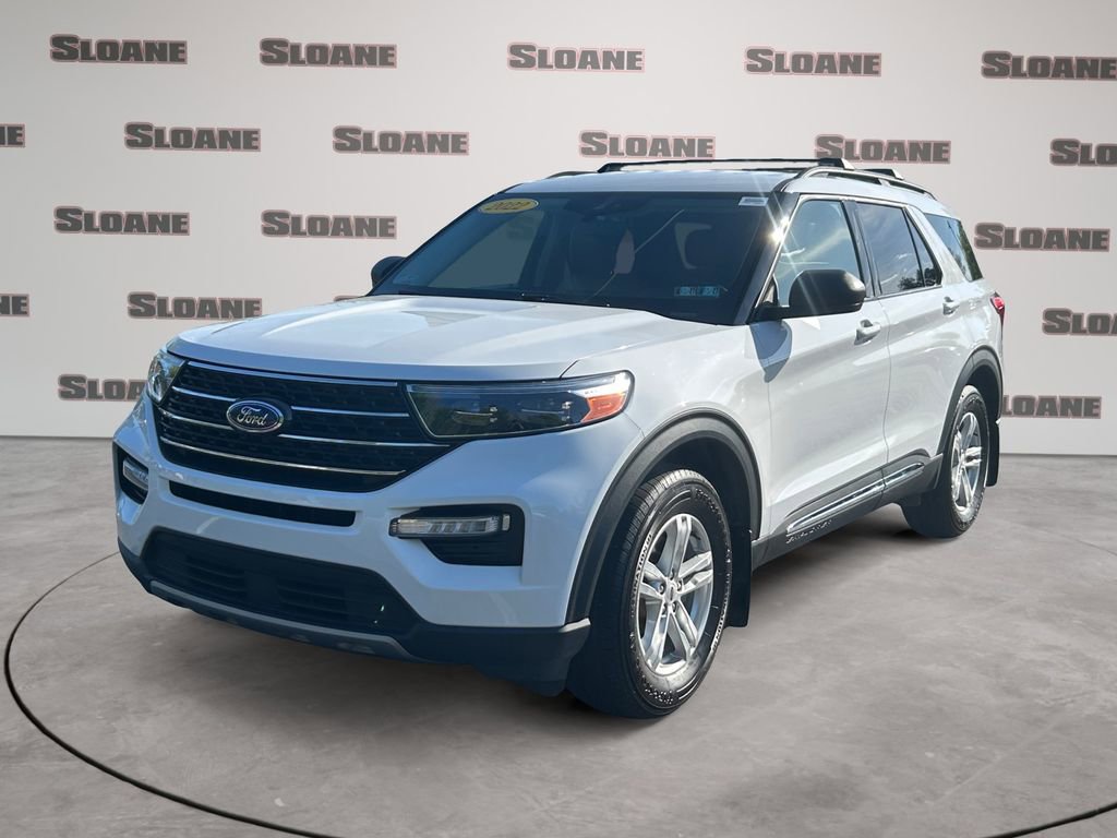 Used 2022 Ford Explorer XLT w/ Equipment Group 202A AWD/4WD image 1