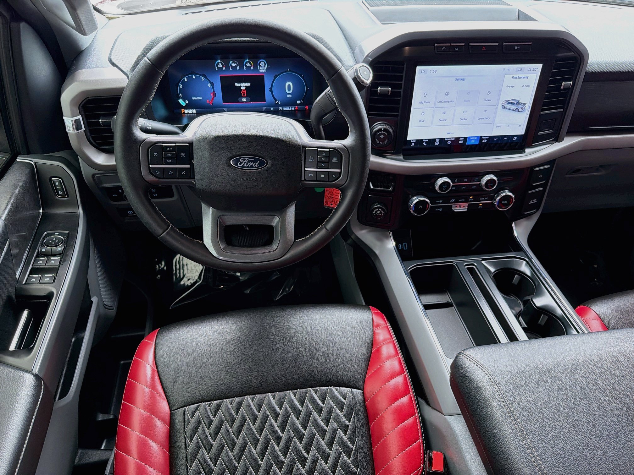 Used 2024 Ford F150 XLT w/ Mobile Office Package RWD image 16
