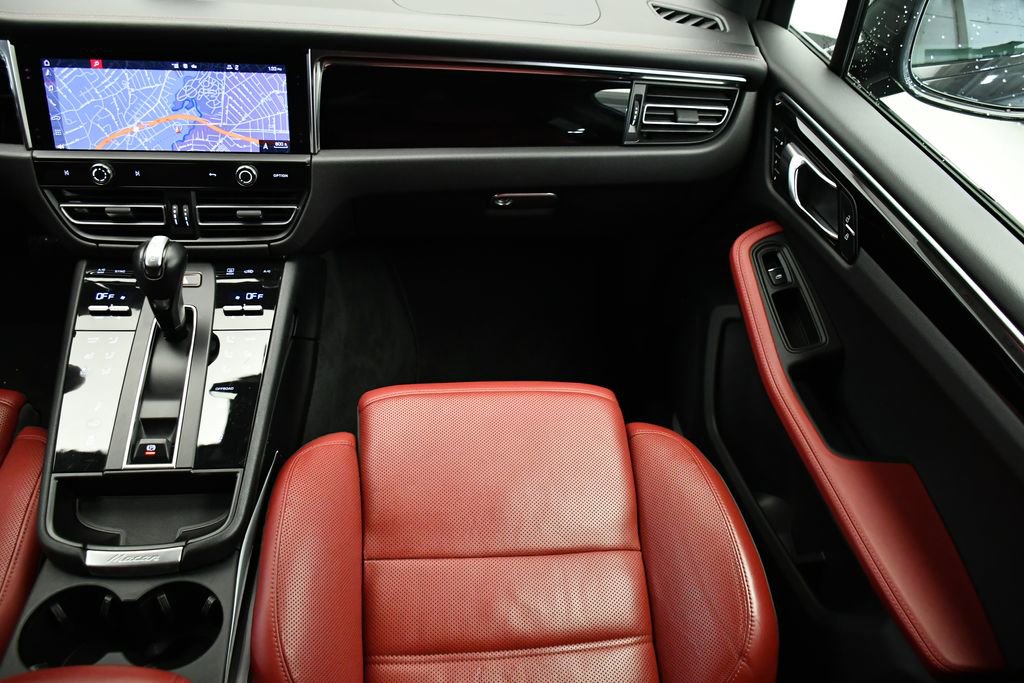 Used 2023 Porsche Macan S image 23