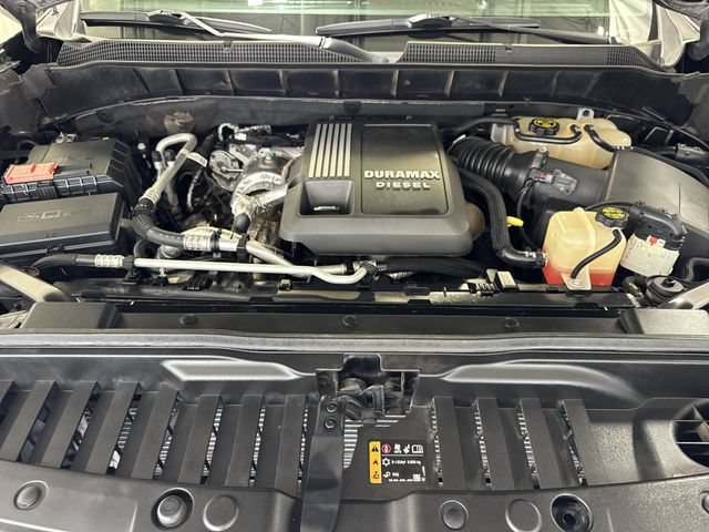 Certified 2022 Chevrolet Silverado 1500 LTZ w/ Technology Package AWD/4WD image 30